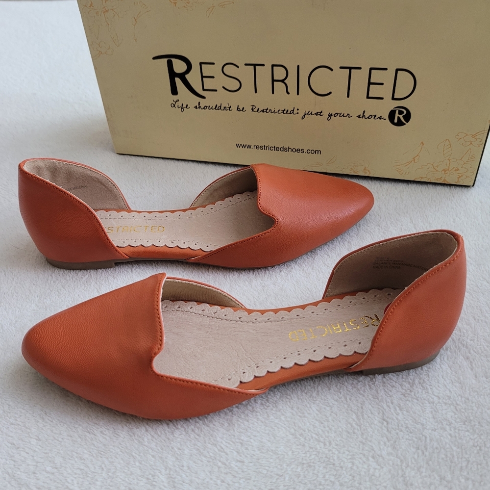 Slip-On Flats NEW Leather Sock | Restricted | Orange Ladies 6 NIB Get Go…